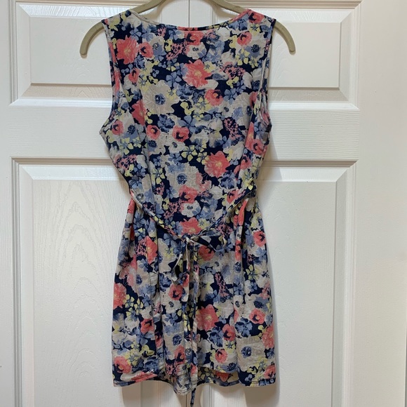 Two Hearts Maternity Sleeveless Top - Picture 3 of 4